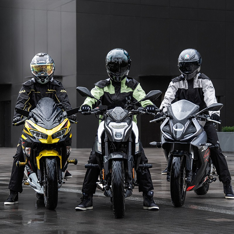 Traje Impermeable para Motocic - Cycling Commute In Rain reseña y precio
